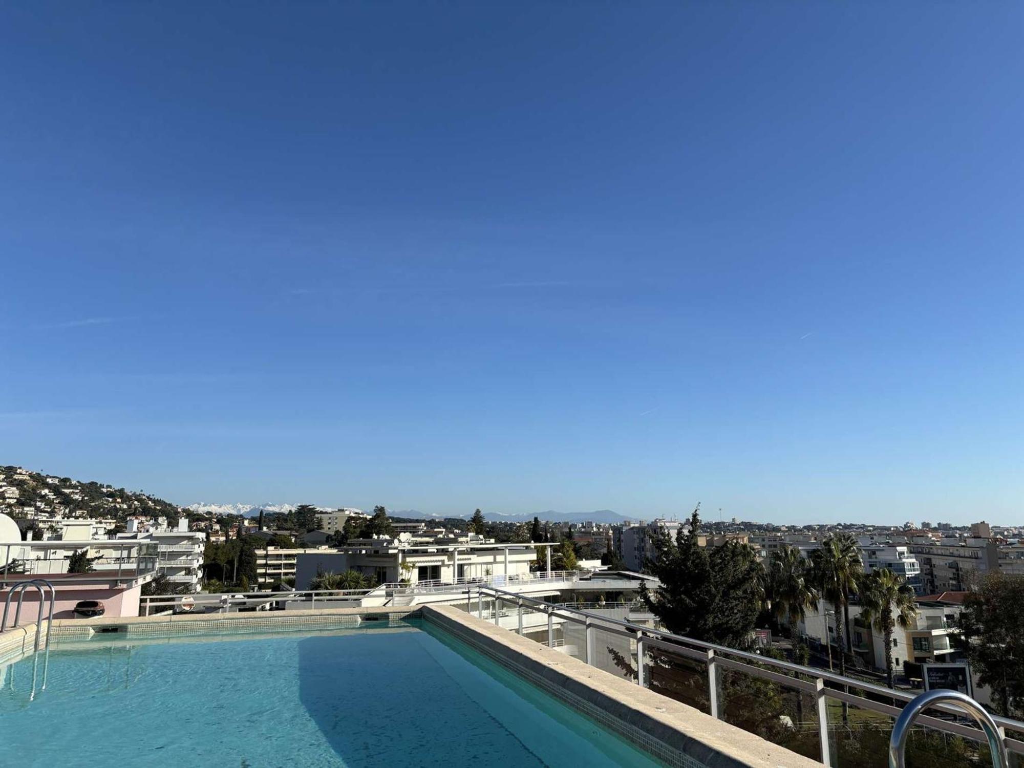 Studio Agreable Avec Loggia, Garage Et Plage A Proximite - 2 Couchages, Golfe-Juan - Fr-1-252-62 Luaran gambar