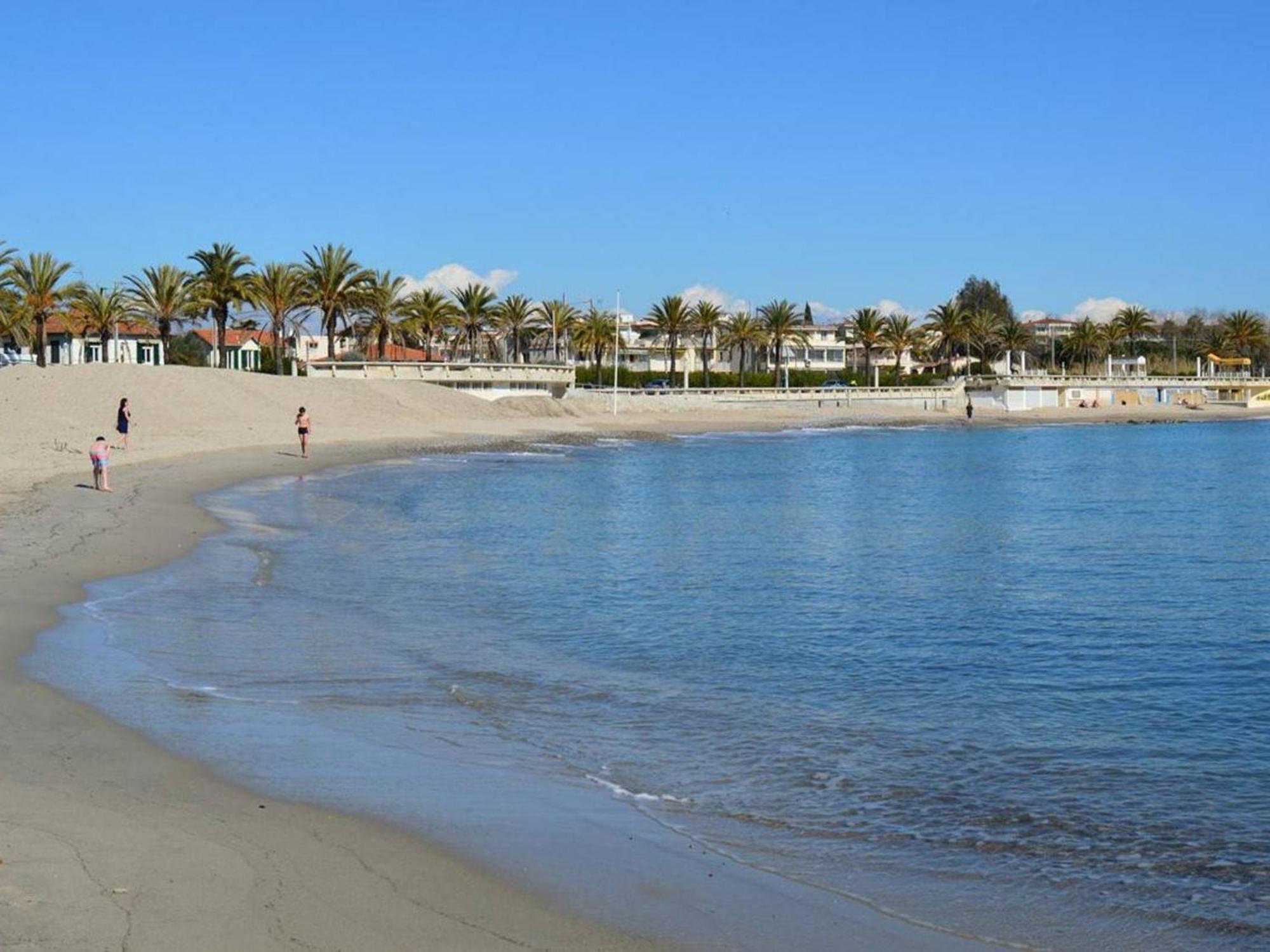 Studio Agreable Avec Loggia, Garage Et Plage A Proximite - 2 Couchages, Golfe-Juan - Fr-1-252-62 Luaran gambar