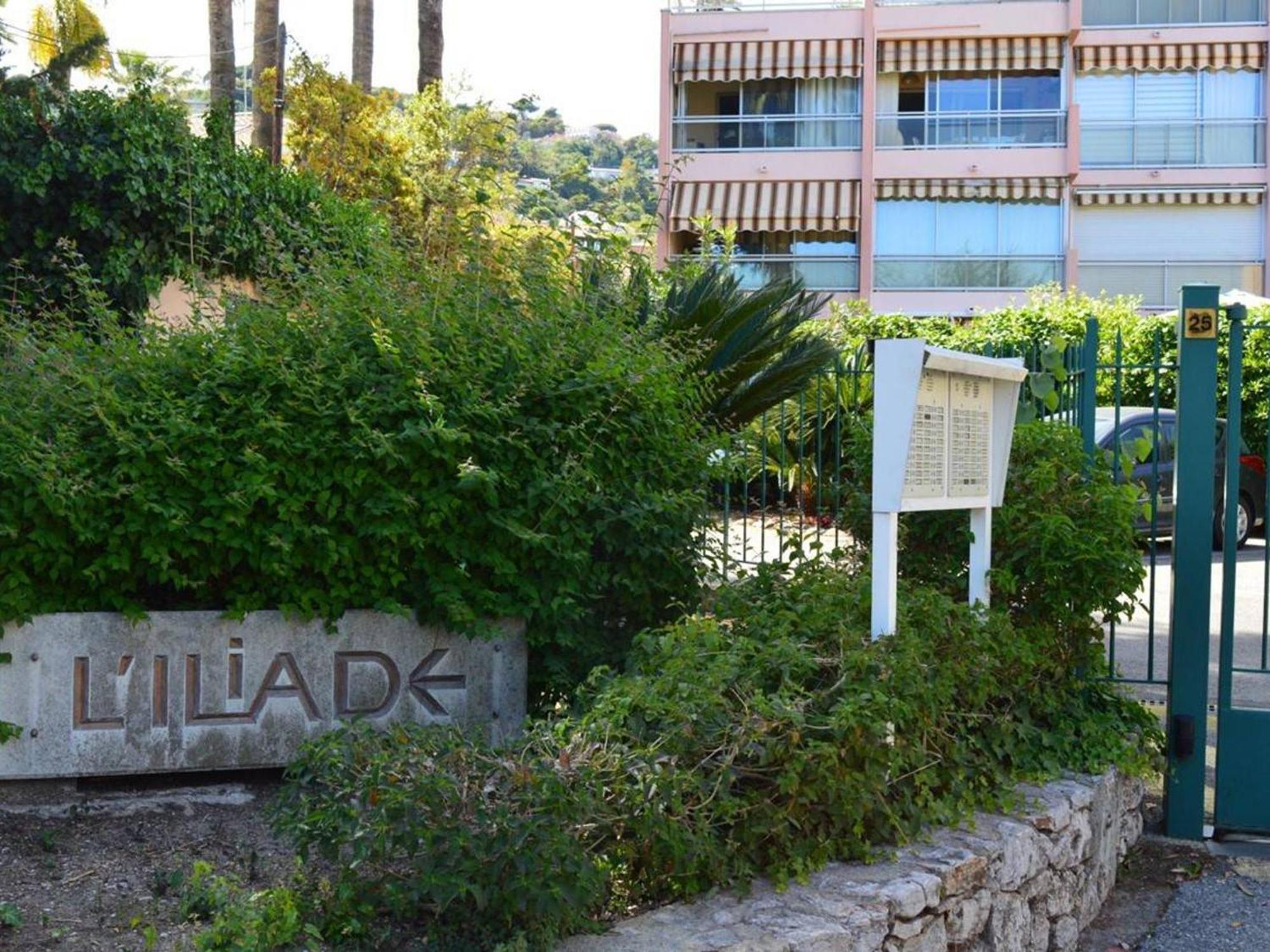 Studio Agreable Avec Loggia, Garage Et Plage A Proximite - 2 Couchages, Golfe-Juan - Fr-1-252-62 Luaran gambar